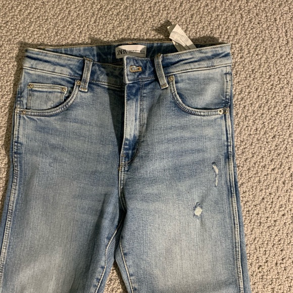 ZARA Denim Zippered Skinny Jeans